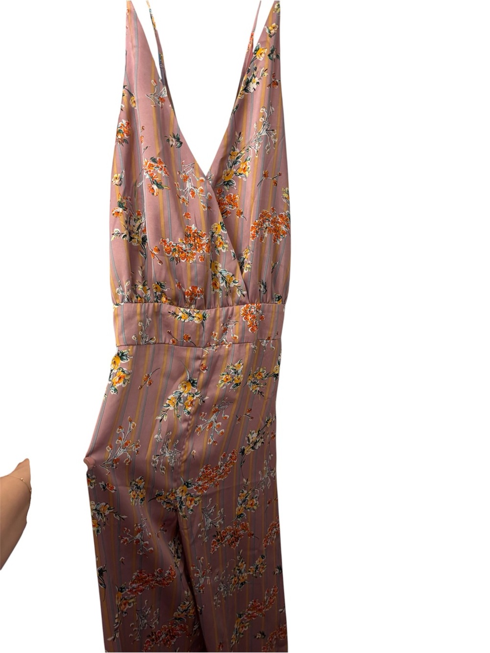 ⭐️Sleeveless Pink Floral V-Neck Jumpsuit